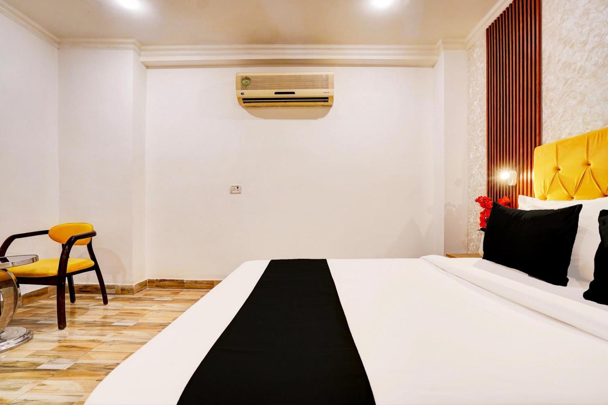Super Townhouse Jageer Palace Near Mayapuri Chowk New Delhi Eksteriør billede