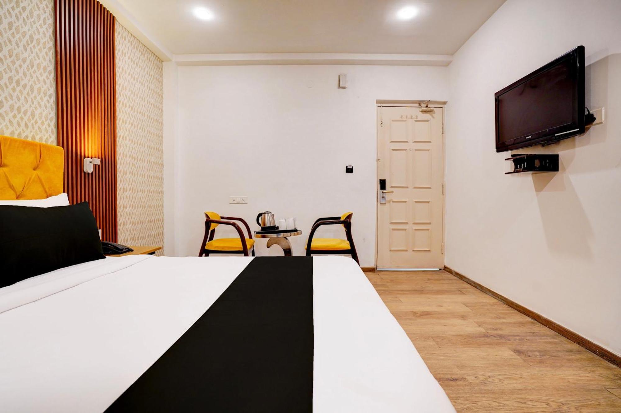 Super Townhouse Jageer Palace Near Mayapuri Chowk New Delhi Eksteriør billede