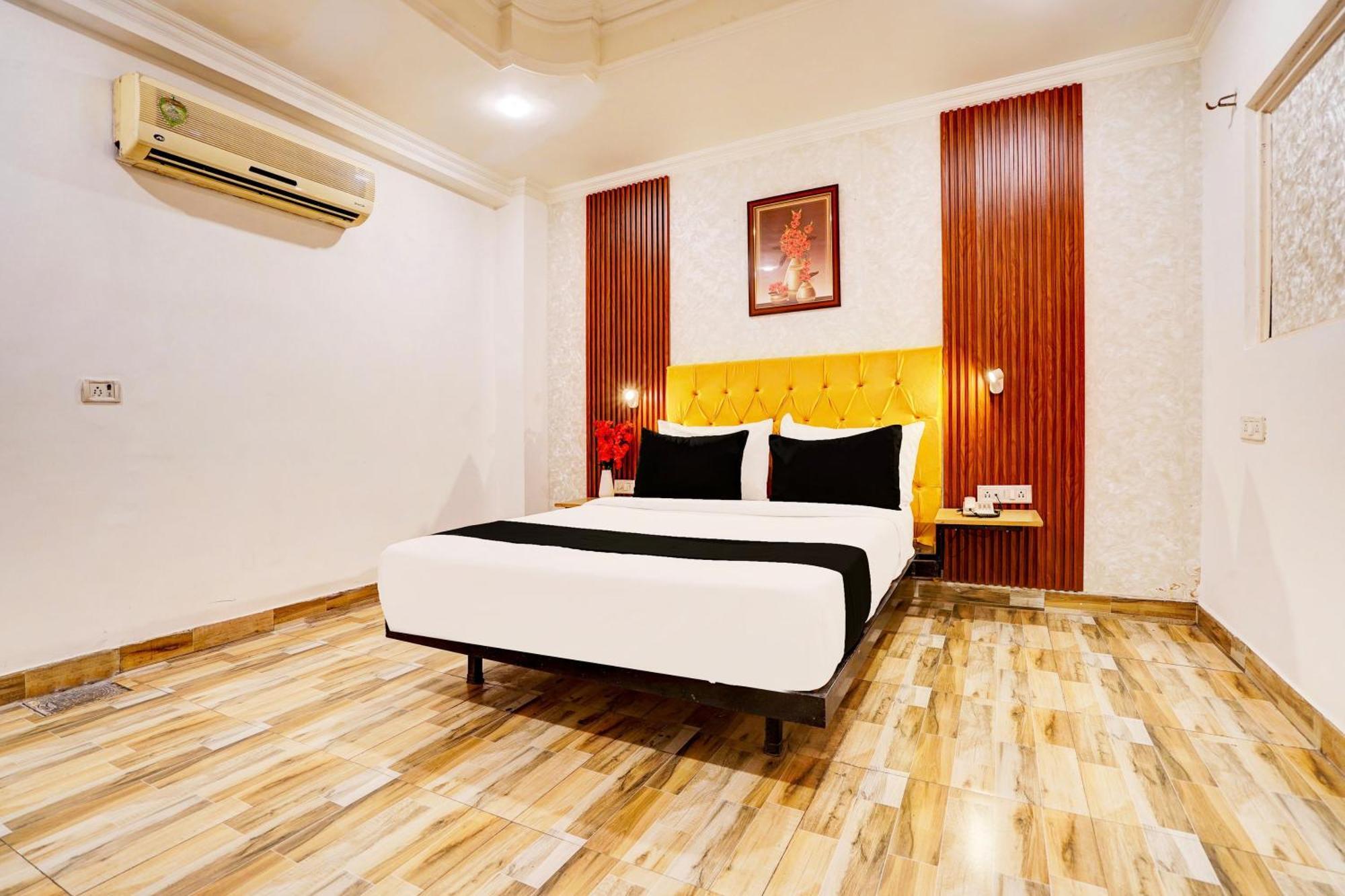 Super Townhouse Jageer Palace Near Mayapuri Chowk New Delhi Eksteriør billede