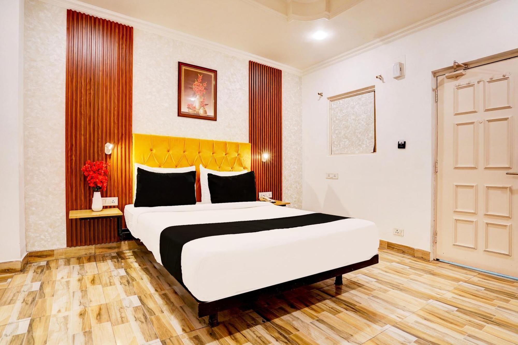 Super Townhouse Jageer Palace Near Mayapuri Chowk New Delhi Eksteriør billede